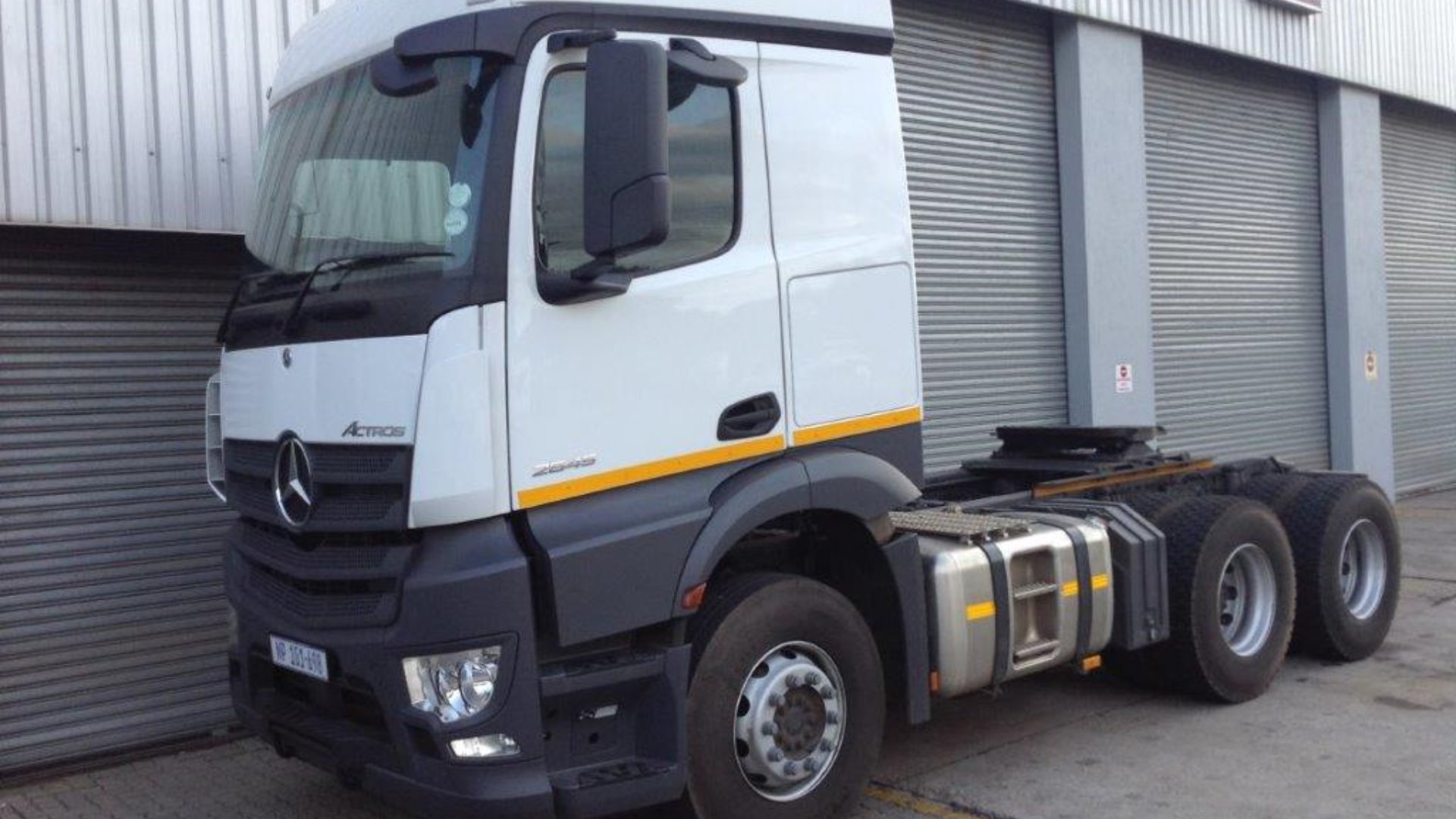 mercedes-trucks
